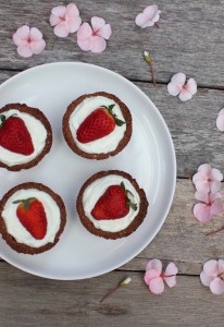 Gluten-Free Cacao Yoghurt Cups