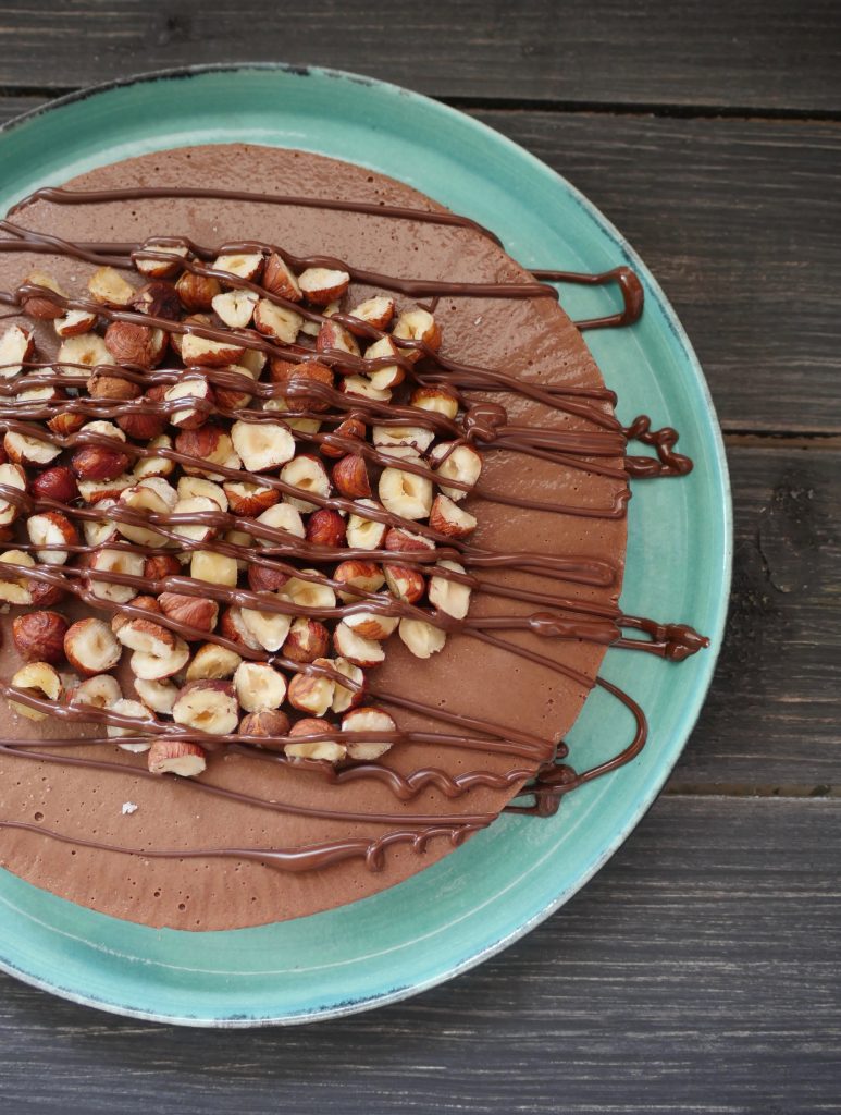 Raw Nutella Cake