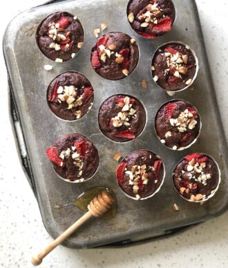 Strawberry chocolate cupcakes