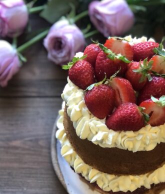 gluten-free sponge cake with strawberry jam